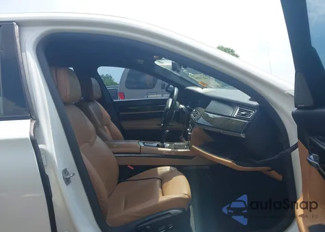 2015 BMW 750Li xDrive из США, поврежденный, VIN WBAYF8C57FD655004